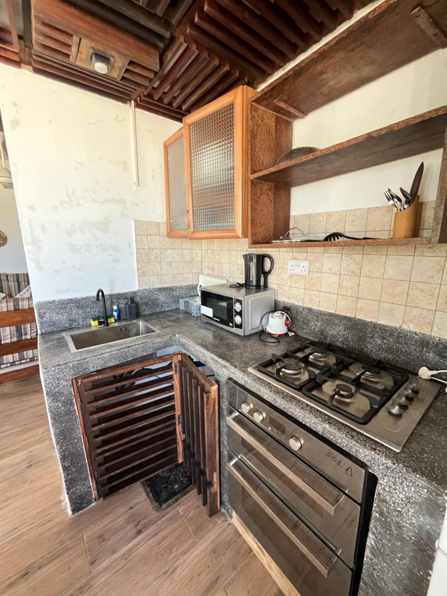 Malcom Residence 2 Mdudu Mkubwa Eksteriør bilde